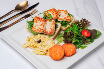 Halloumi Pesto Breakfast